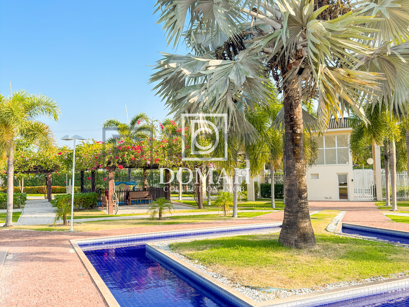 Foto 21 do imóvel CASA IMBOBILIADA COM VARIOS QUARTOS E SALA E CARRO JUNTO